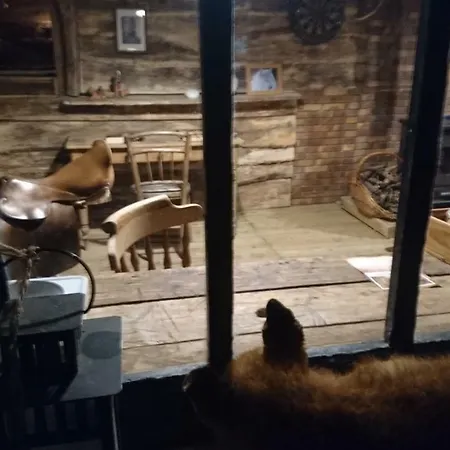 La Aux Loups Chalet