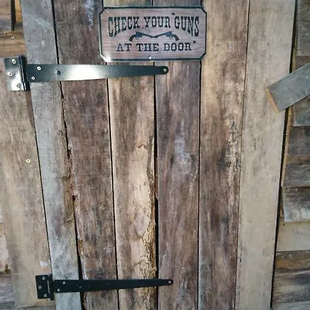 木屋 La Aux Loups *